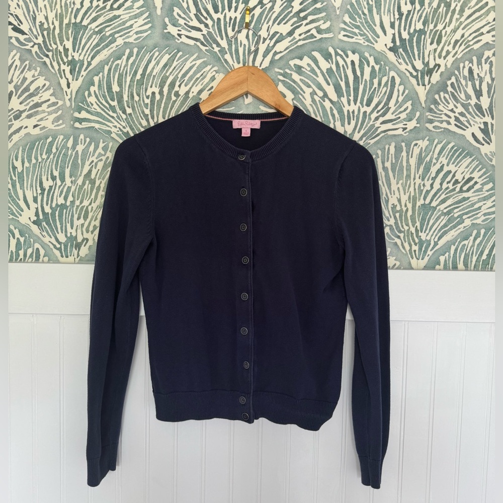 Navy Blue Lilly Pulitzer Button Down Cardigan Sweater in Women’s Small